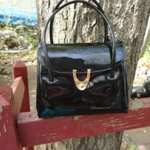 Vtg Genuine Patent Leather Bag By Chic de Paris